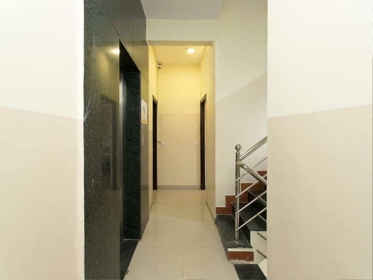 Oyo 10378 Hotel Hibiscus Mayflower Bangalore Exterior foto
