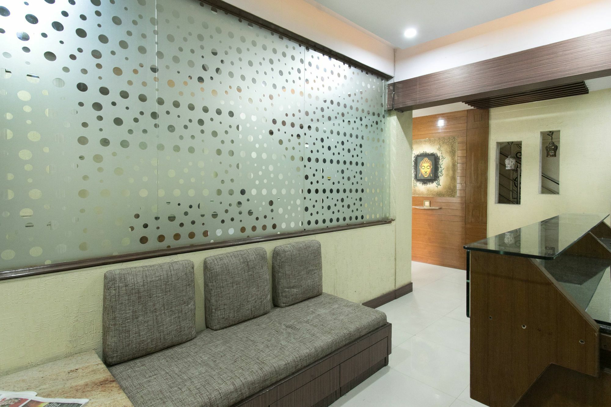 Oyo 10378 Hotel Hibiscus Mayflower Bangalore Exterior foto